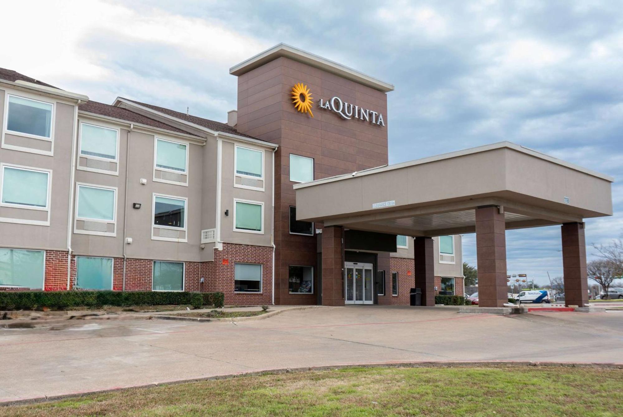 La Quinta By Wyndham Dallas Мескит Экстерьер фото